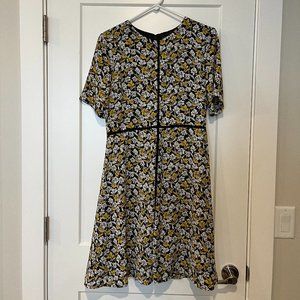 Banana Republic Size 6 Floral Print A-line Dress